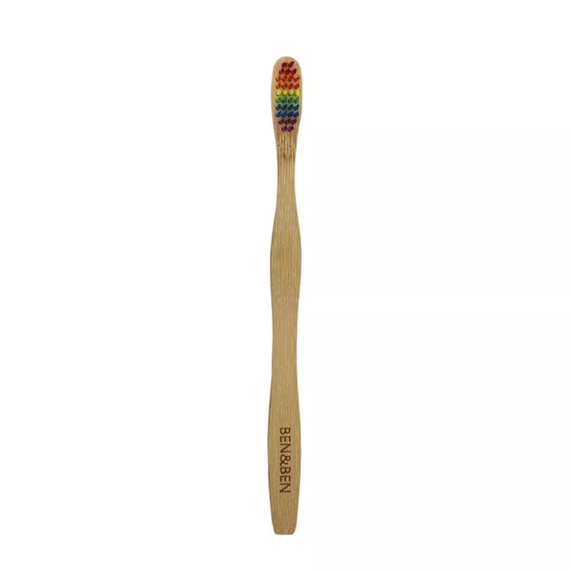 Detail van de Ben@Ben tandenborstel – subtiele gravure en duurzaam materiaal