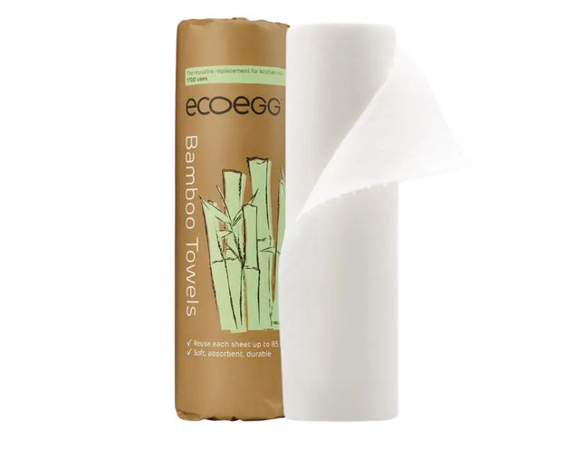 EcoEgg Bamboo Towels in kraftpapieren verpakking met groene bamboeprint – met daarnaast een herbruikbare en plasticvrije keukenrol