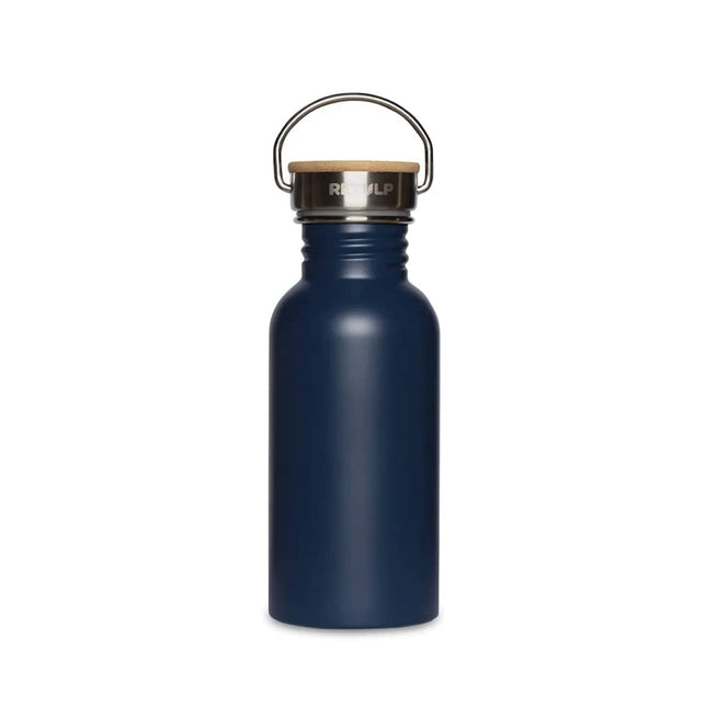 Blauwe Retulp Urban drinkfles van 500 ml in de kleur Deep Ocean Blue met houten dop en metalen draagbeugel