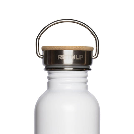 Close-up van de houten dop en metalen beugel van de Chalk White Retulp Urban drinkfles van 750 ml